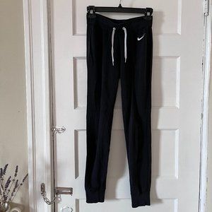 Drawstring Nike Jogger Sweats